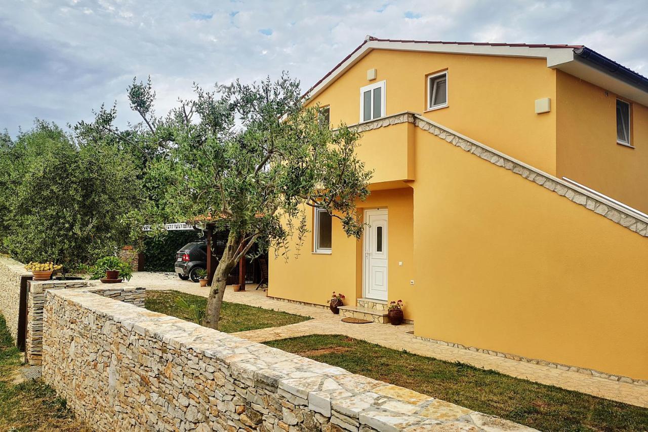 Ližnjan Casa Martinica - House With 2 Apartments מראה חיצוני תמונה