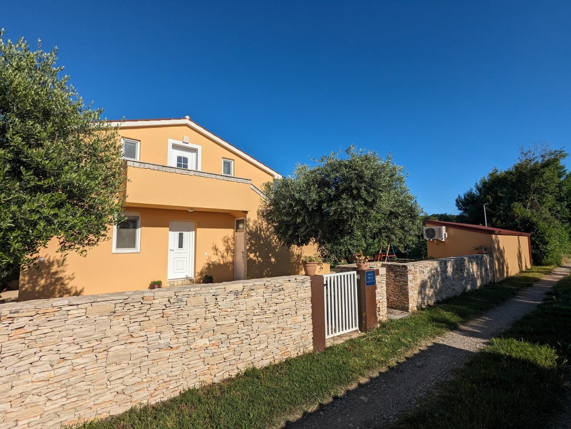 Ližnjan Casa Martinica - House With 2 Apartments מראה חיצוני תמונה